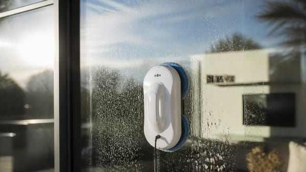 MOVA N1 Fensterputzroboter Test 2026: Saubere Fenster unter 250€